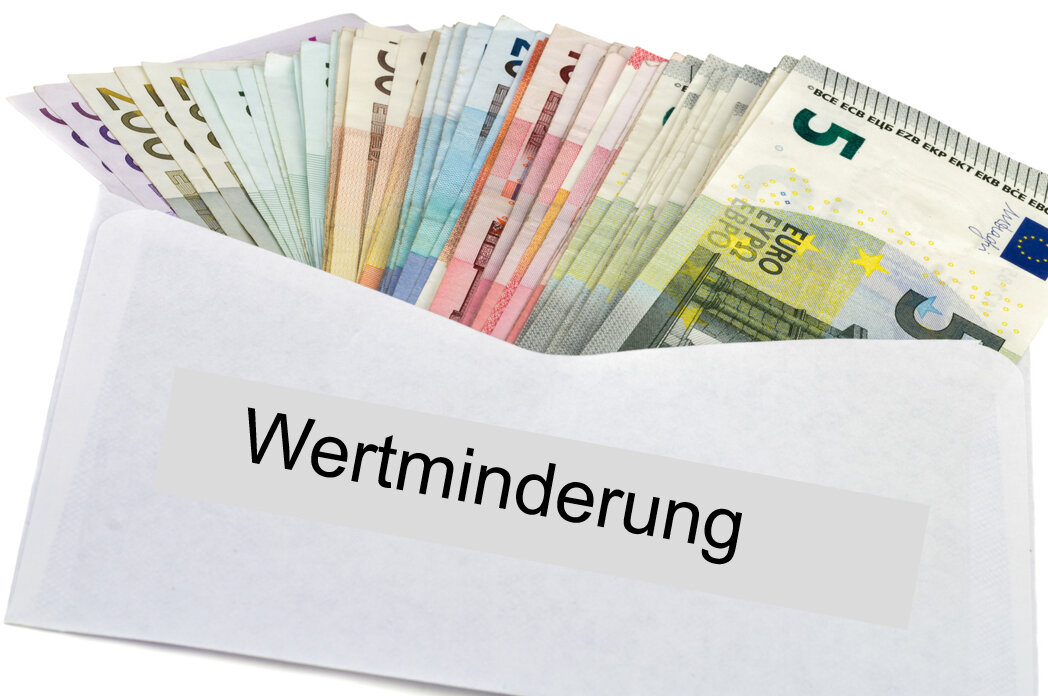 Gutachtenunterlagen mit Berechnung der Wertminderung